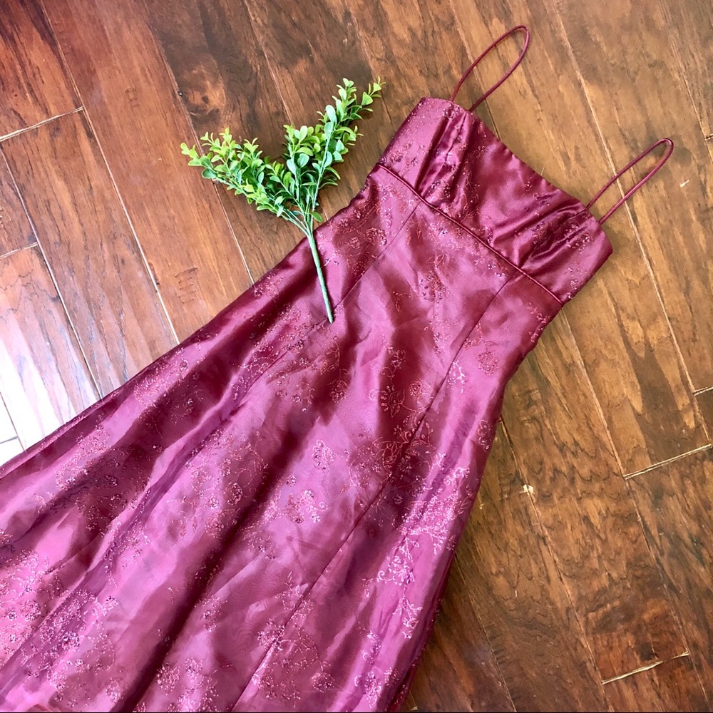 Junior’s Formal Dress